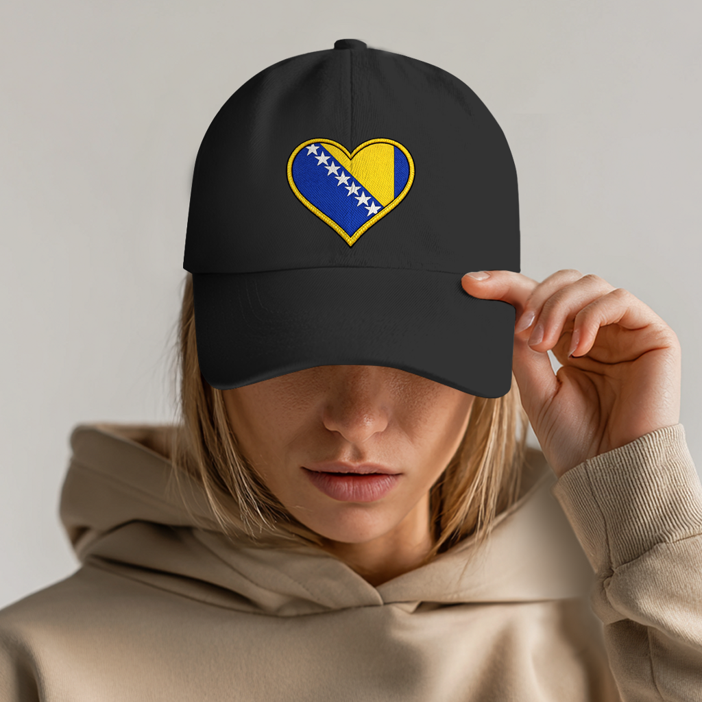 Kapa sa šiltom – Bosna u srcu | Prednja štampa