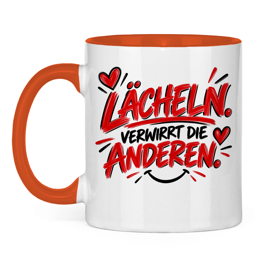 Tasse „Lächeln verwirrt die anderen“ – Lustige Spruchtasse mit Humor