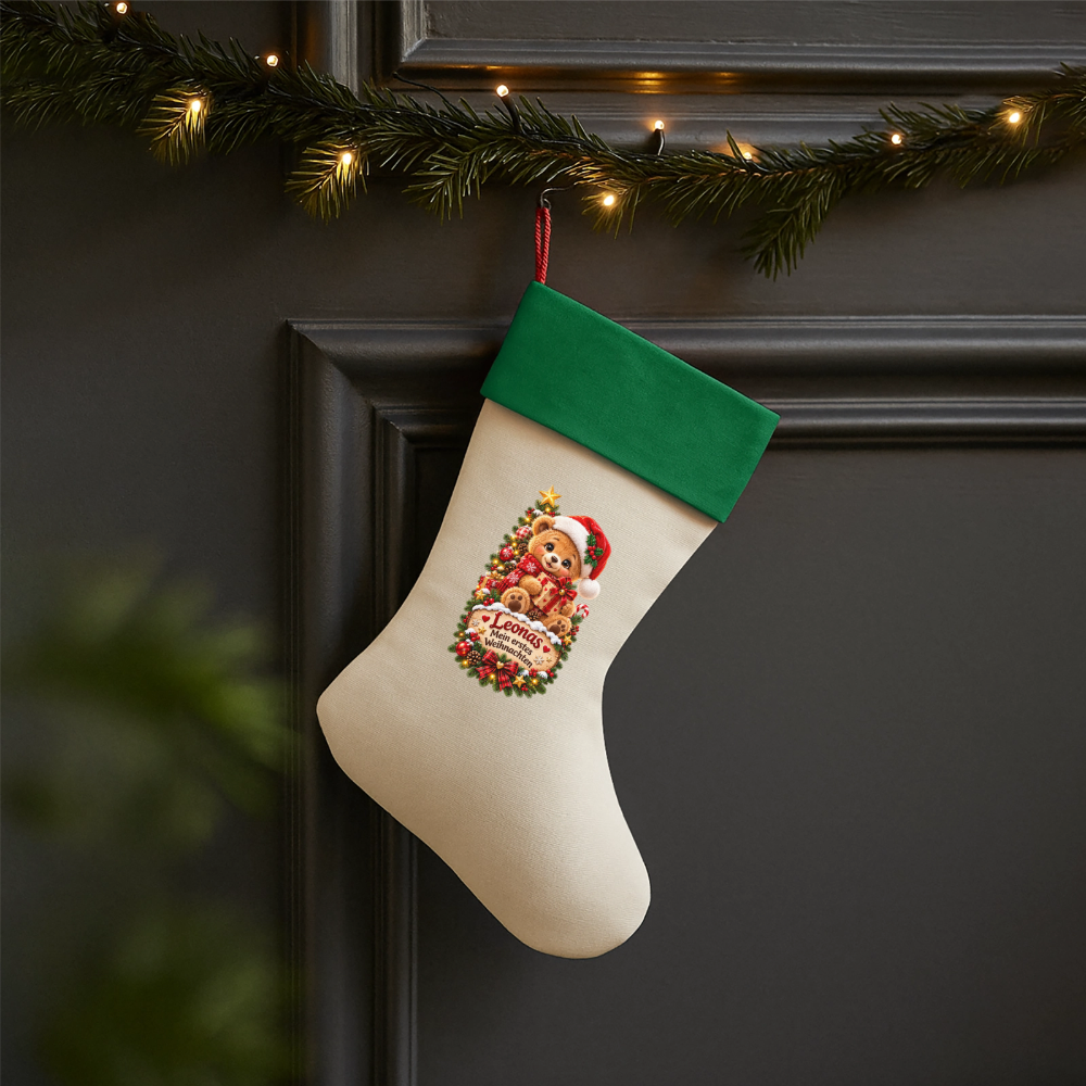 Leinen Weihnachtsstrumpf personalisiert – Mein erstes Weihnachten | Teddy mit Wunschname - Natur/Grün